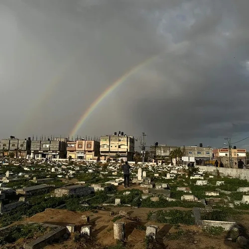 An Instagram Influencer Struggling to Show the Positive Side of Life in Gaza